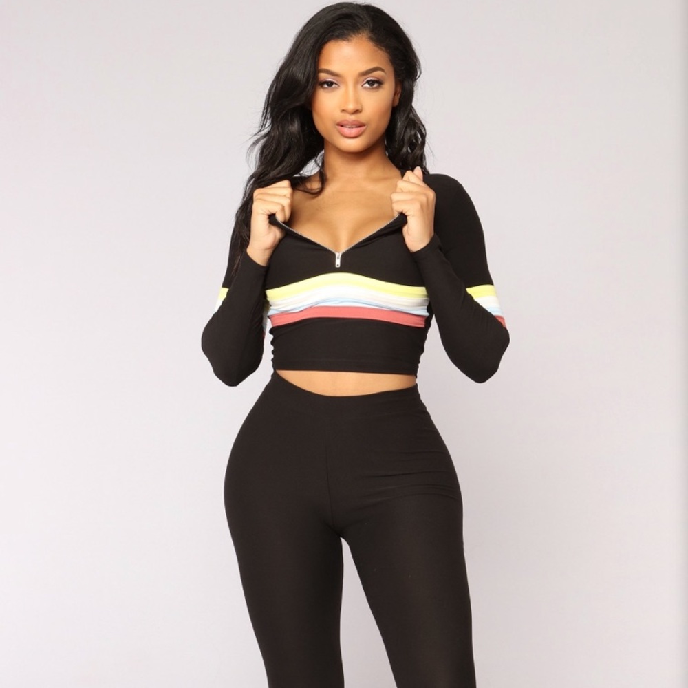 Soni Striped Lounge Set from FN